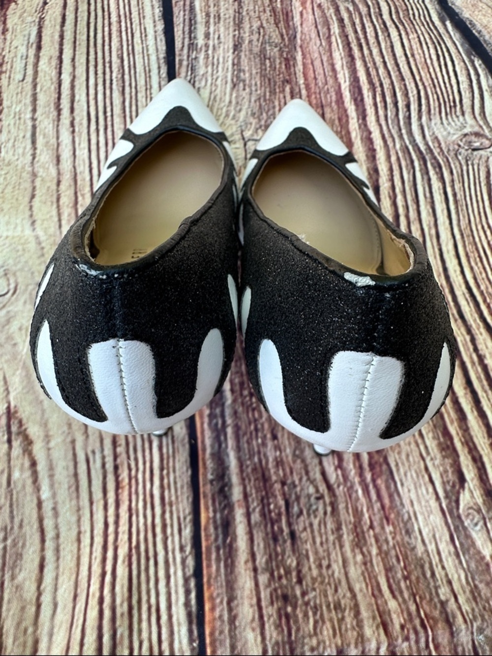 Katy Perry Collections Black & White Drip-Accent Pointed Toe Stilettos - Picture 4 of 7